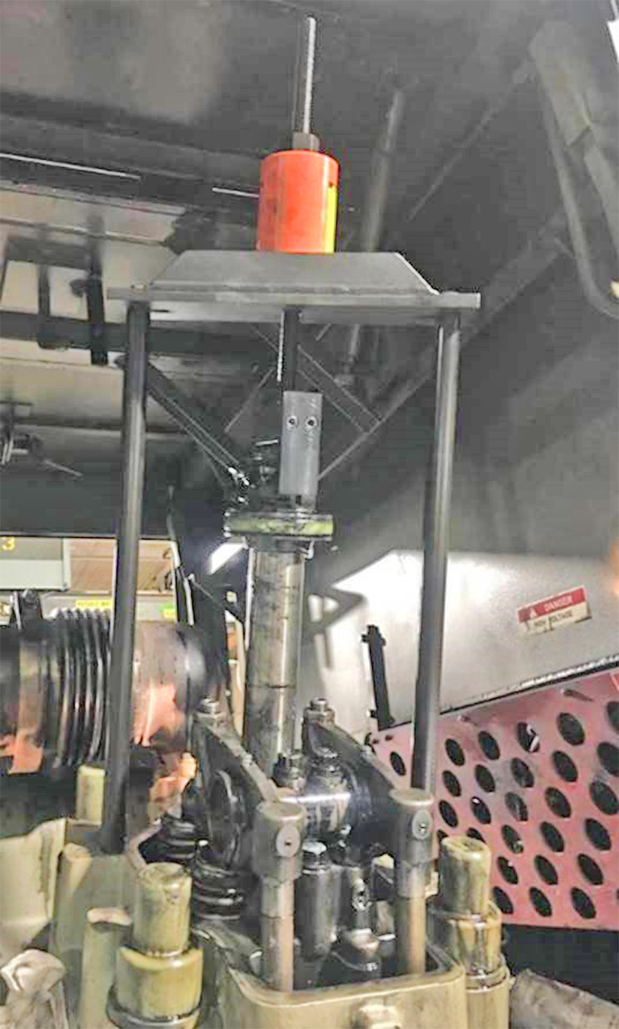 Tier 4 Hydraulic Injector Puller