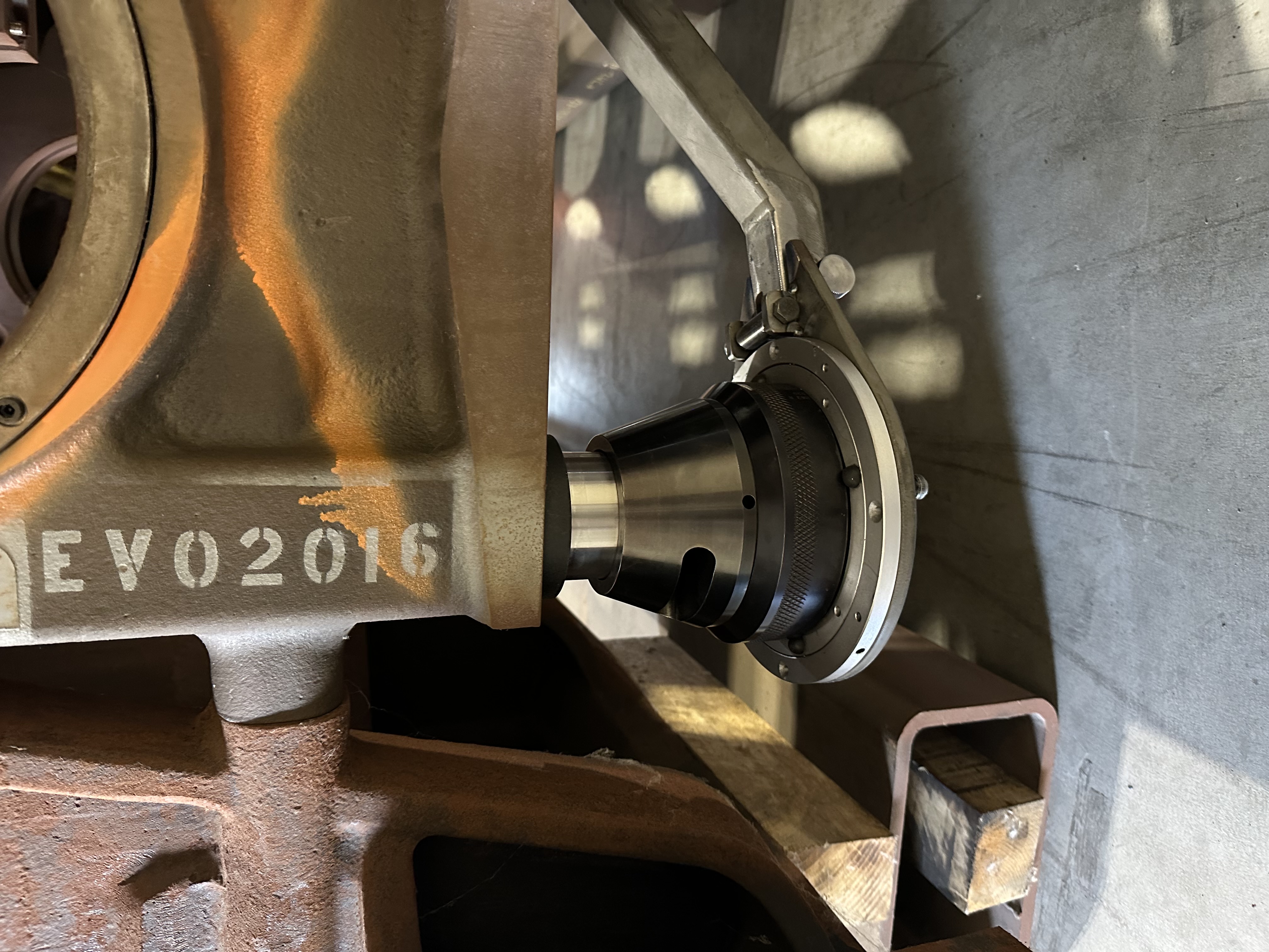 This is a new tensioner lifting arm to help guide the tensioners into place much faster and more efficiently. We have made some minor changes, so the arm could look a little different. 