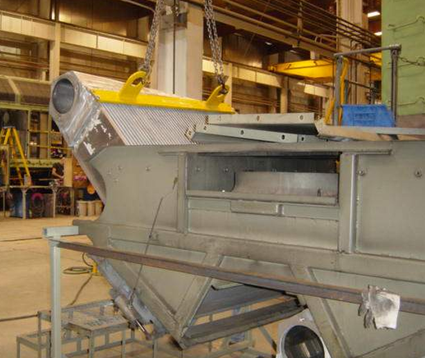 This picture is an older prototype, but we wanted people to see how the lifter is attached to the air-to-air core. It works the same way, but the new lifter has swivel eyes instead of welding lifting points