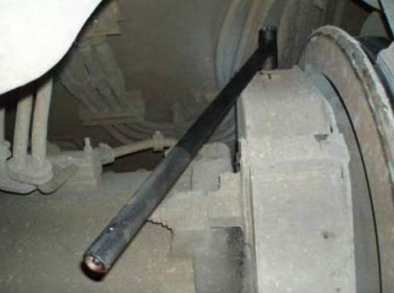 Tool in use on a gear csse