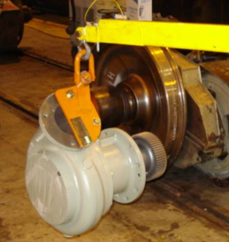 In use and attached to a yellow Gieske Lifter