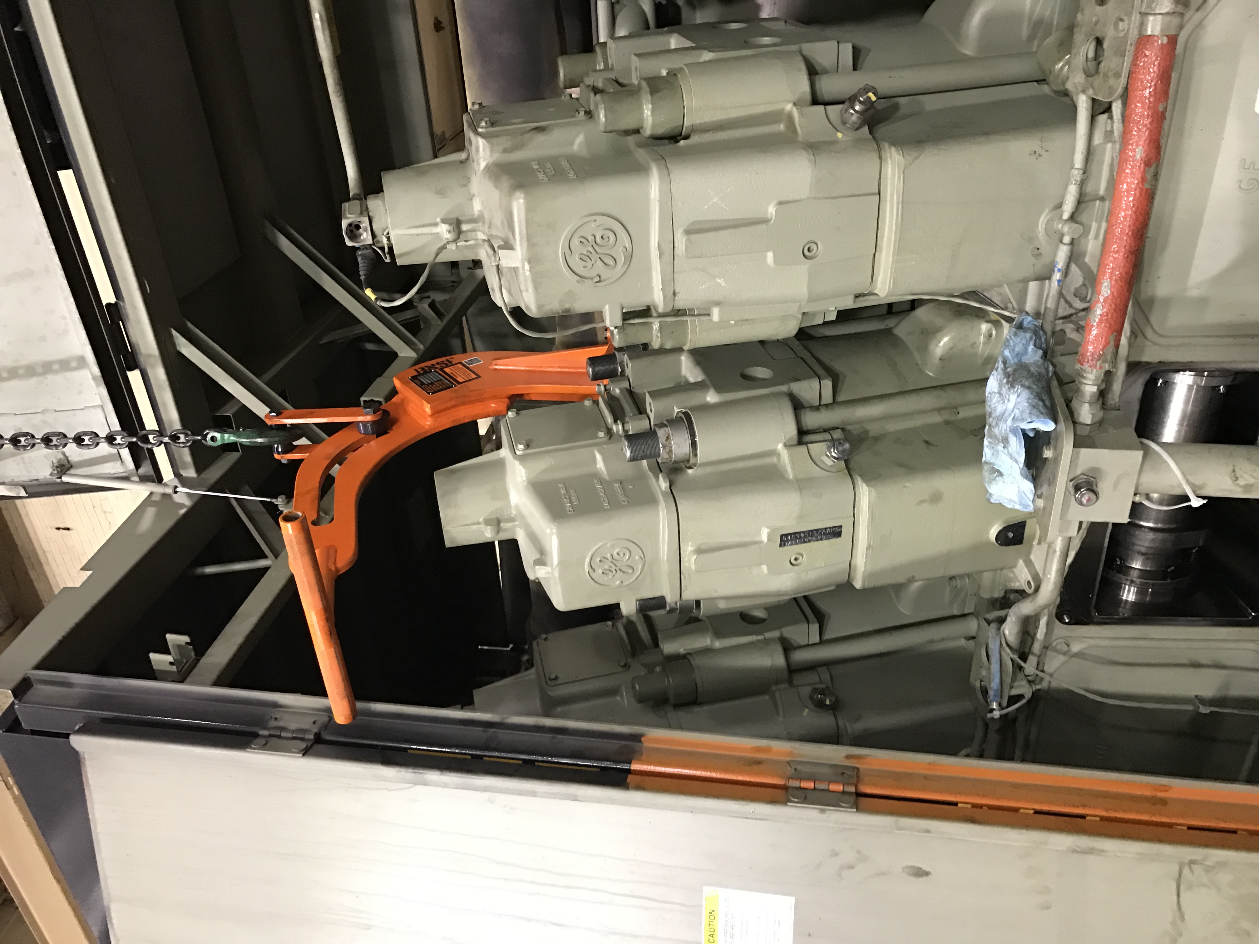 Lifter in use on a T4 engine