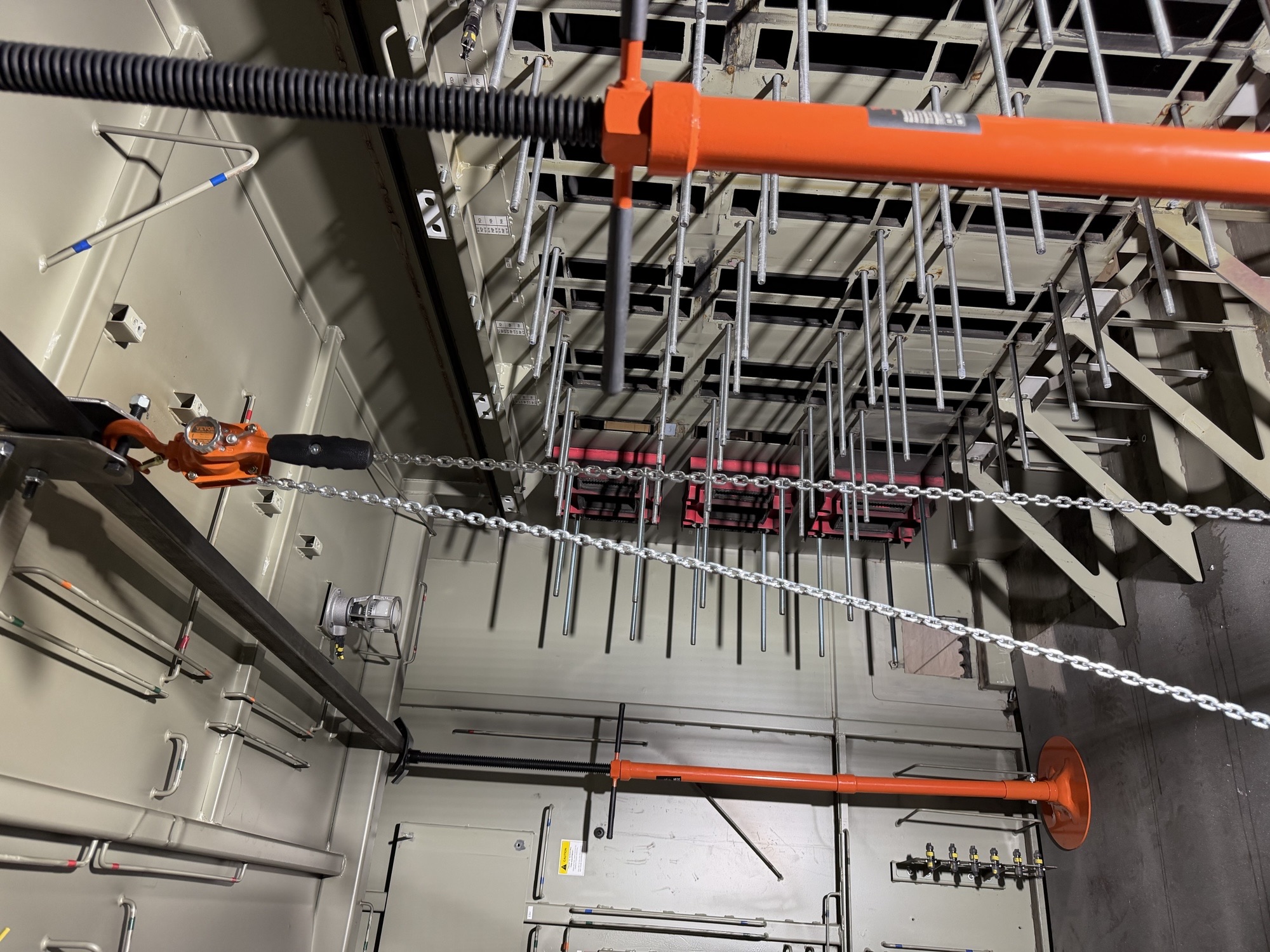 Aux Cab Panel Lifter Trolley